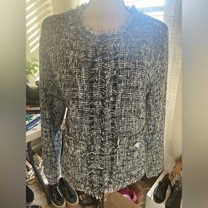 Nanette Lepore Woman’s Tweed Blazer in Sz L in like new condition